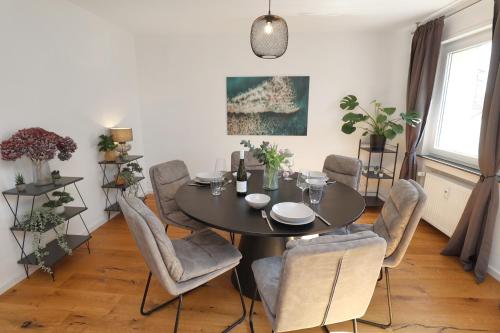 منظر, helloYOU apartments I Wohntraum am Wasser I Zentral I Parkplatz I Nahewein in Bad Kreuznach