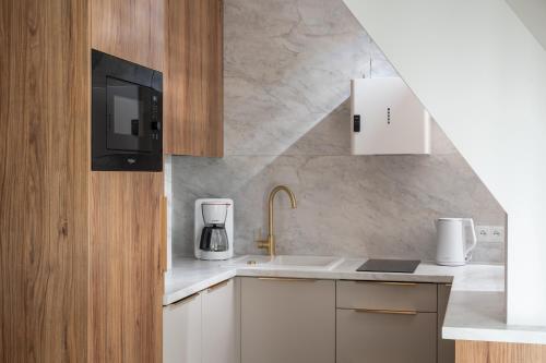 Apartament przy Potoku 26 w centrum Zakopanego - bezpłatny parking i klimatyzacja - IZBY PODHALAŃSKIE, Закопане (фото 6)