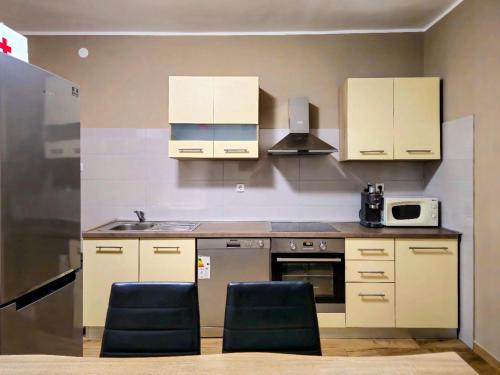 Two-Bedroom Apartment with Terrace image 5