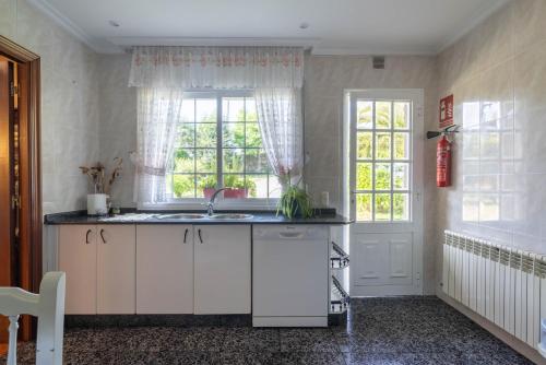 Konyha, Casa da Carballeira in A Estrada