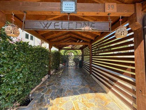 Comfort One-Bedroom Apartment with Balcony and Sea View image 4