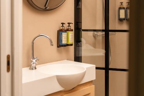 Apartment image 10