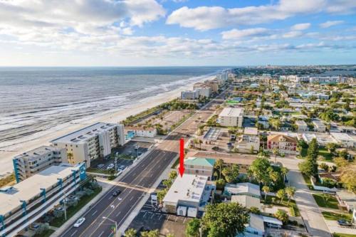 Sunset Beach Suites at Madeira Beach! Steps to Beach & Restaurants! - Suite 8