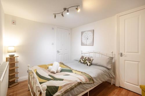 Prospect Place Long Stay Free Parking and Wi-FI gîte à louer Swindon