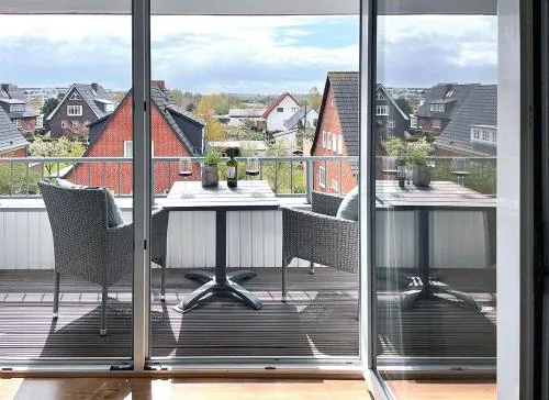 Haus Auguste, Seeschwalbe in Warnemünde, Deutschland