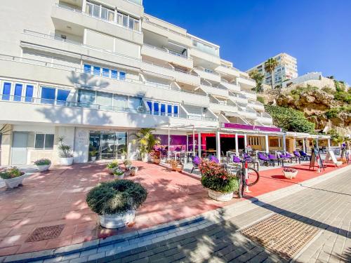 Two-Bedroom Apartment with Sea View image 2