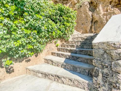 Two-Bedroom Apartment with Sea View image 1