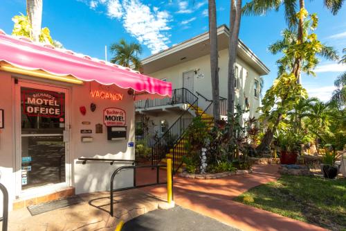 Richards Motel in Hollywood, USA