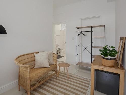 19 Beach Road Room Type - Standard Queen Room