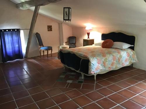 Le Mas de l’Amandier in Ribaute-les-Tavernes