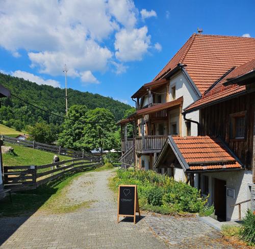 Ferienwohnung "Kräuterhof"
