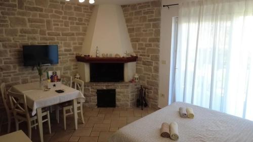 Studio Apartment image 7
