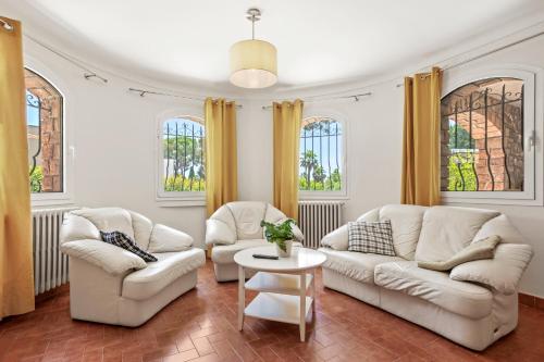 Appartement 80m² Dans Villa Piscine in Bellevue