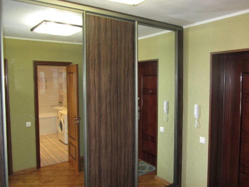 Apartment Revolutsionnaya 70 - image 2
