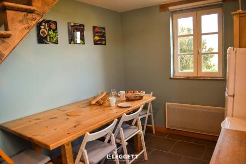 Family break in Perigord swimming pool and green tourism in Festalemps