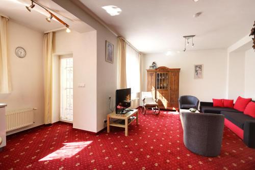 Ehila, Karlovy Vary (fotografie 5)