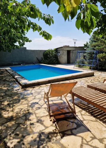 Piscina, Ptghni Villa in Ptghni