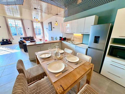 Loft T2 avec terrasse sur la Grand Place d'Arras in Arras