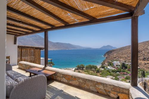 Petradi Studios & Villa 4