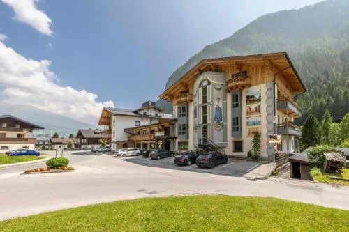 Hotel Kärntnerhof by keyone in Heiligenblut am Großglockner, Österreich