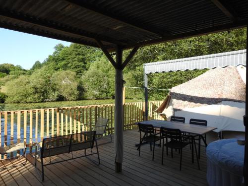 Les secrets de la nature chambre d'hôtes, tentes luxe et nature (Les secrets de la nature chambre d'hotes, tentes luxe et nature) in Bord