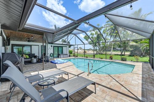 Bonita Springs Home with Lake Views 8 Mi to Beach!