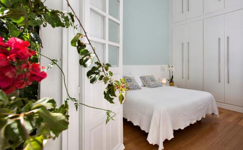Stylish Old Town apartment - image 2