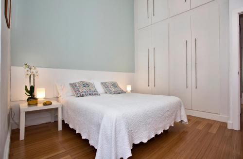 Stylish Old Town apartment - image 12
