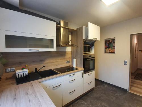 Kitchen, Schloßberg Ferienwohnung in Waldeck