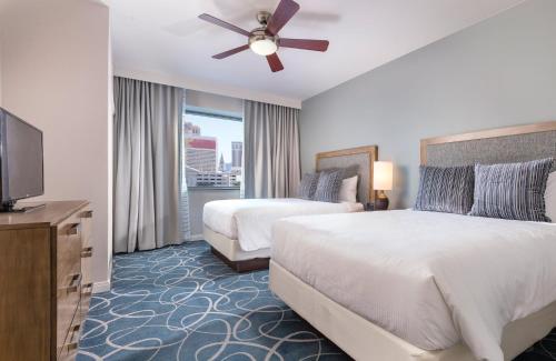 Wyndham Desert Blue 2BR Villa with Resort Access - image 7