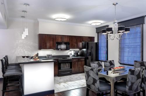 Wyndham Canterbury 3BR Apartment with Resort Access - image 3