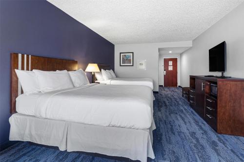 Best Western Garden Inn - image 14