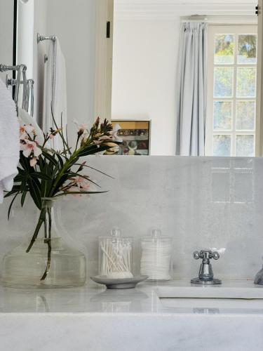 ห้องน้ำ, Casa Rã - Architect Edition (Casa Ra - Architect Edition) in วาเล ดาส ออร์ตัส