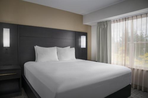 2 bedrooms, 3 beds