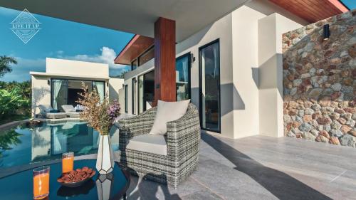 Santi Tara Villas in هوا تاون