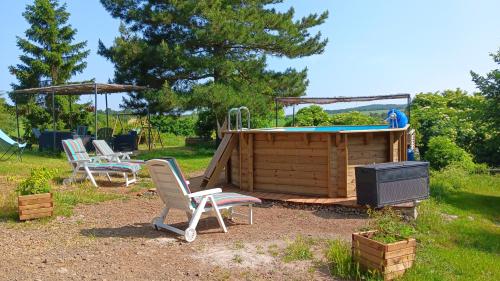 Peldbaseins, Gite de la deveze cosy et nature in Vezins-de-Levezou