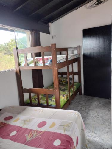 Three-Bedroom House image 1