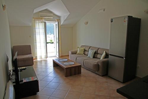 Villa Natali in Denovici