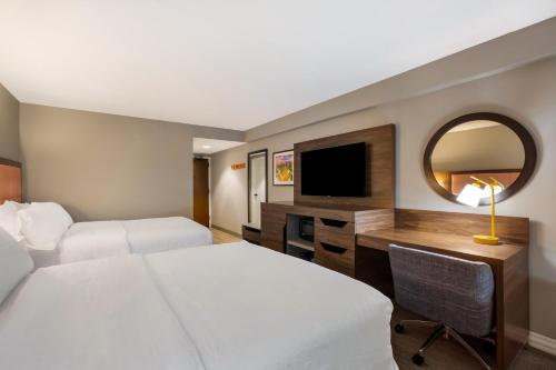 Hampton Inn Philadelphia/Willow Grove - image 10