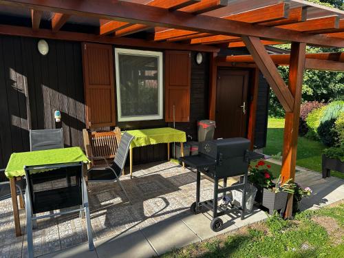 Chata na Špince (Chata na Spince) in เซอร์เวนี คอสเตเลซ