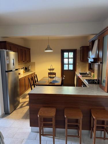 Stunning Traditional Stone Villa - Kallepia in 卡萊佩伊亞