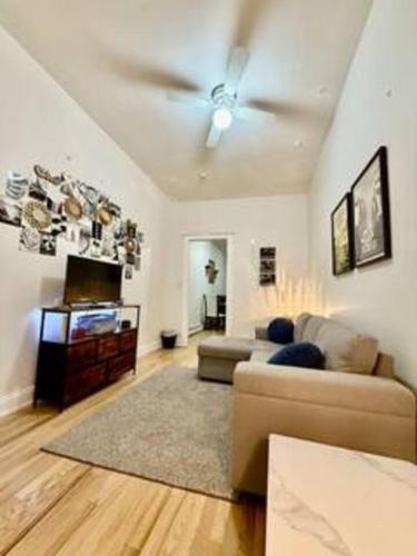 Lovely 2-Bed located in Heart of JC! in Jersey City, USA