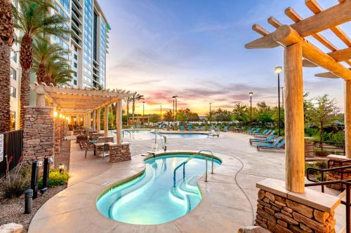 Badestamp, The Berkley, Las Vegas in Sør for The Strip