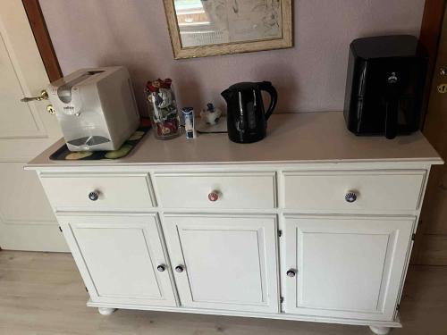 Kitchen, Ferielejlighed Thyregod, Give in Give