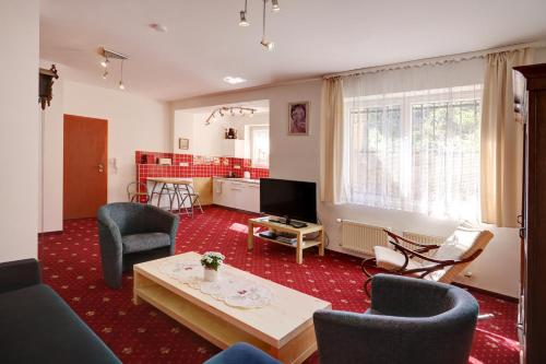 Ehila, Karlovy Vary (fotografie 3)