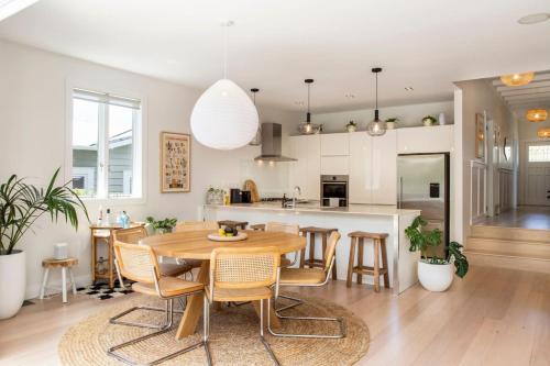 State-Of-The-Art Executive Home - Aircon - Spa, Auckland (foto 10)