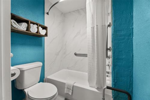 America's Best Value Inn and Suites - image 14