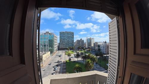 great view of Plaza de Independencia - image 2