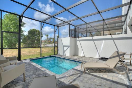 Harmony Haven Boutique Townhome At Azzure Resort Near Disney By Shine Villas