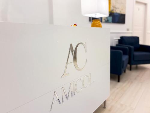 Amicol, Neapel